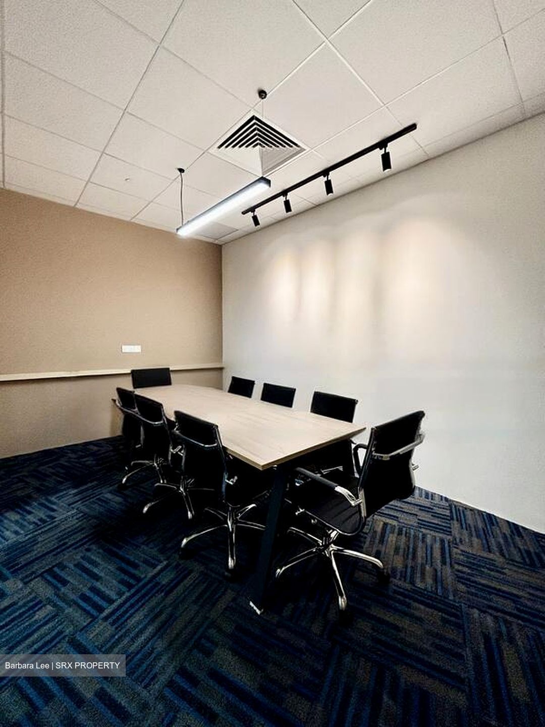 PLUS (D1), Office #484148941